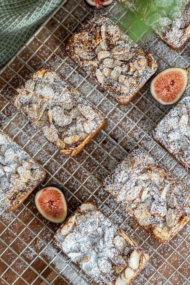 French Almond Tarlets