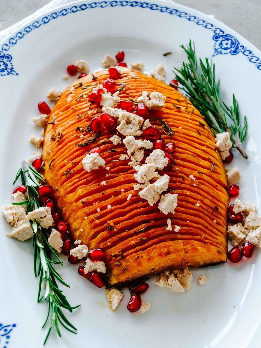 Hasselback Pumpkin Roast
