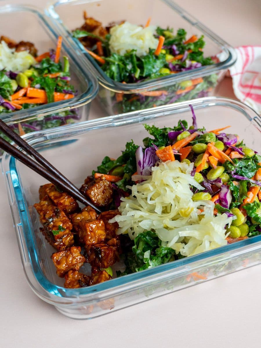 Tempeh Rainbow Salad with Sticky Orange Glaze